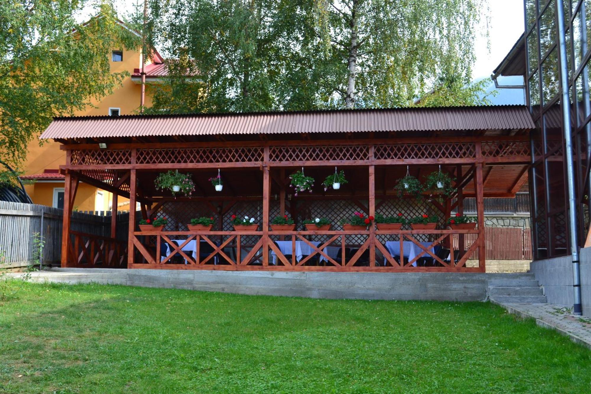 Vila Cristina Ceahlău 外观 照片